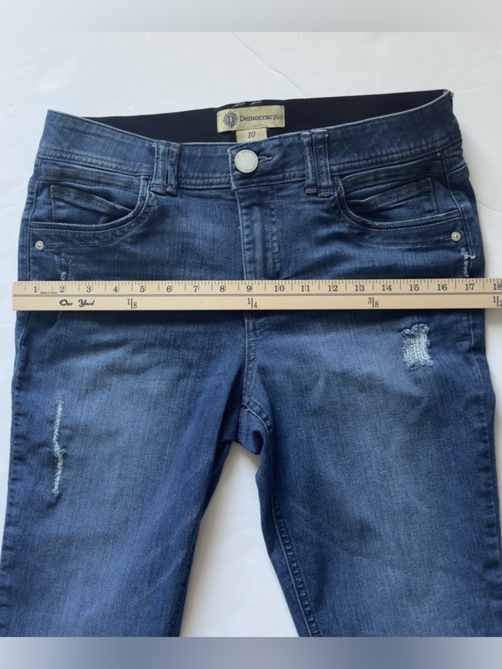 Democracy Ab Technology Skinny Jeans 10 Distressed Mid Rise Medium Wash Stretch - Picture 11 of 12